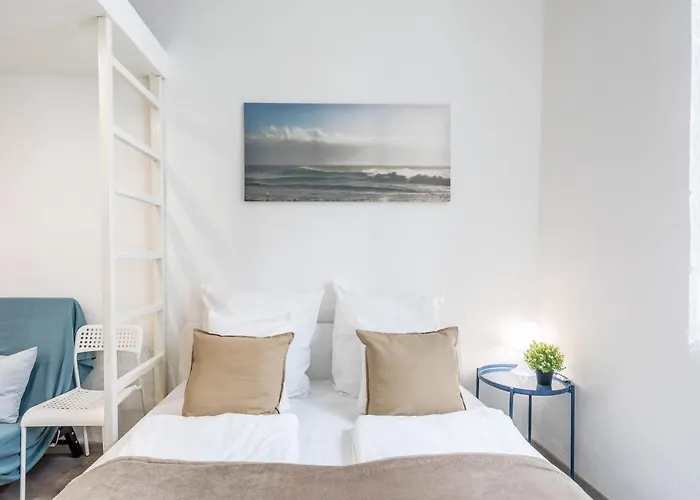 Appartement Simple And A C *